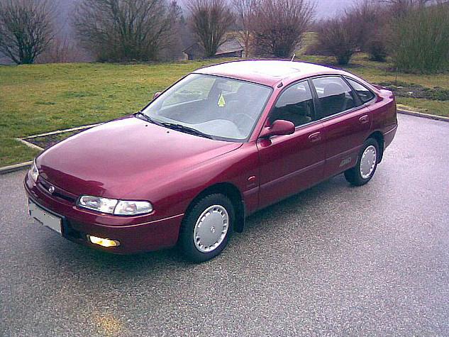 Fotky: Mazda 626 2.0i 4WD (foto, obrazky)