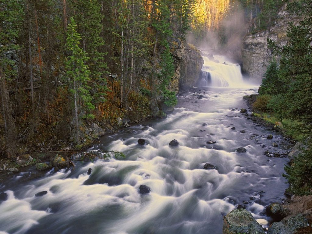 Foto: Firehole Falls, Yellowstone National Park, Wyoming