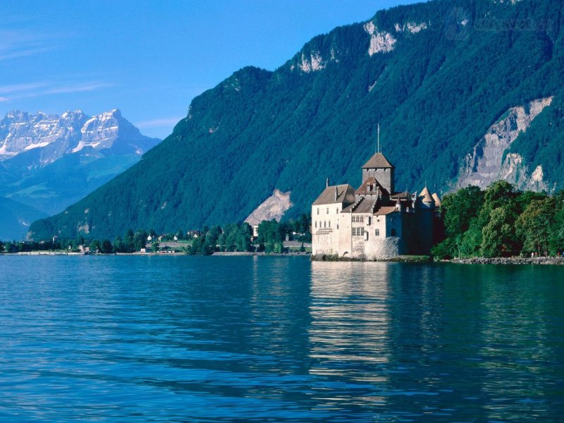 Foto: Chillon Castle, Lake Geneva, Switzerland 1