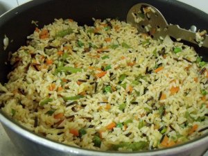 Recept online: Celozrnn re se zeleninou a tofu: Zeleninov rizoto s r basmati a tofu ochucen sjovou omkou